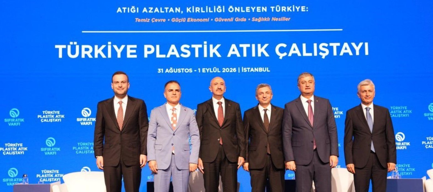 Vali Akbıyık'tan kıyı illerine çağrı: Plastik koylara ulaşmadan durdurulmalı