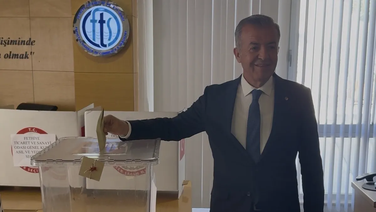 FTSO organ seçiminde sandığa oy kullanan Kemal Hıra