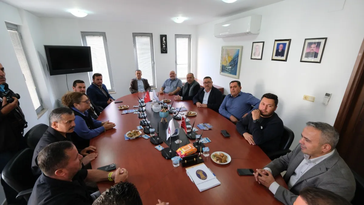 Fethiye Esnaf ve Sanatkarlar Odası ziyaretinden bir kare