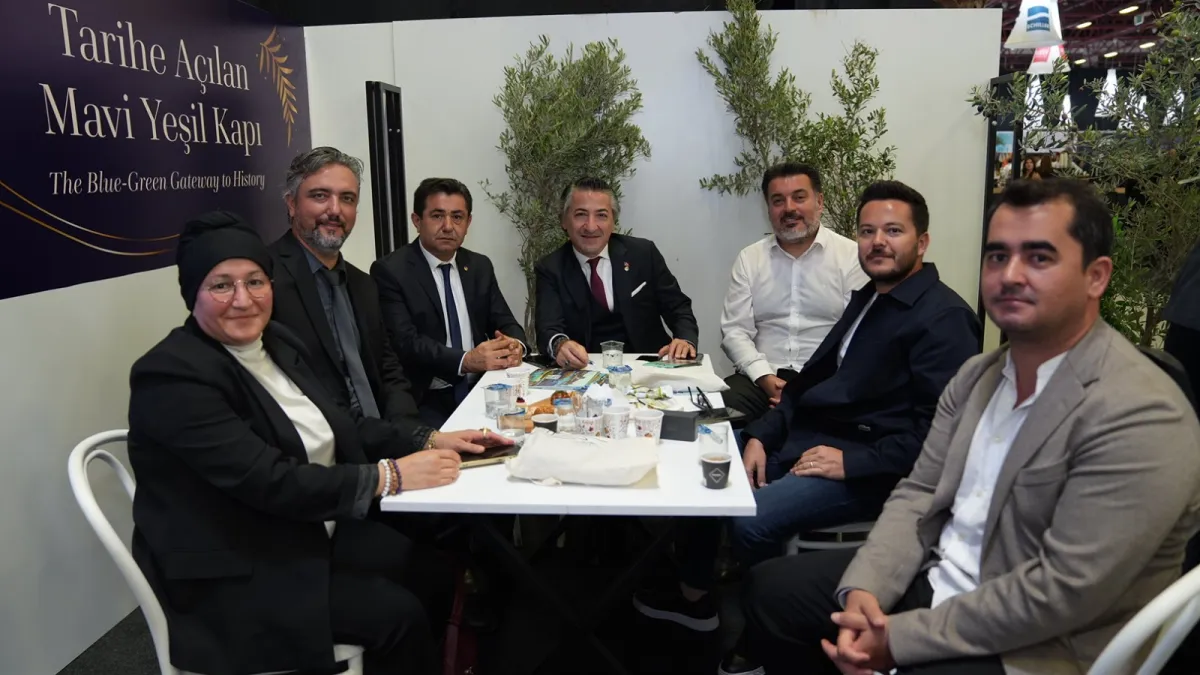 FTSO heyeti Antalya Turizm Fuarı'nda