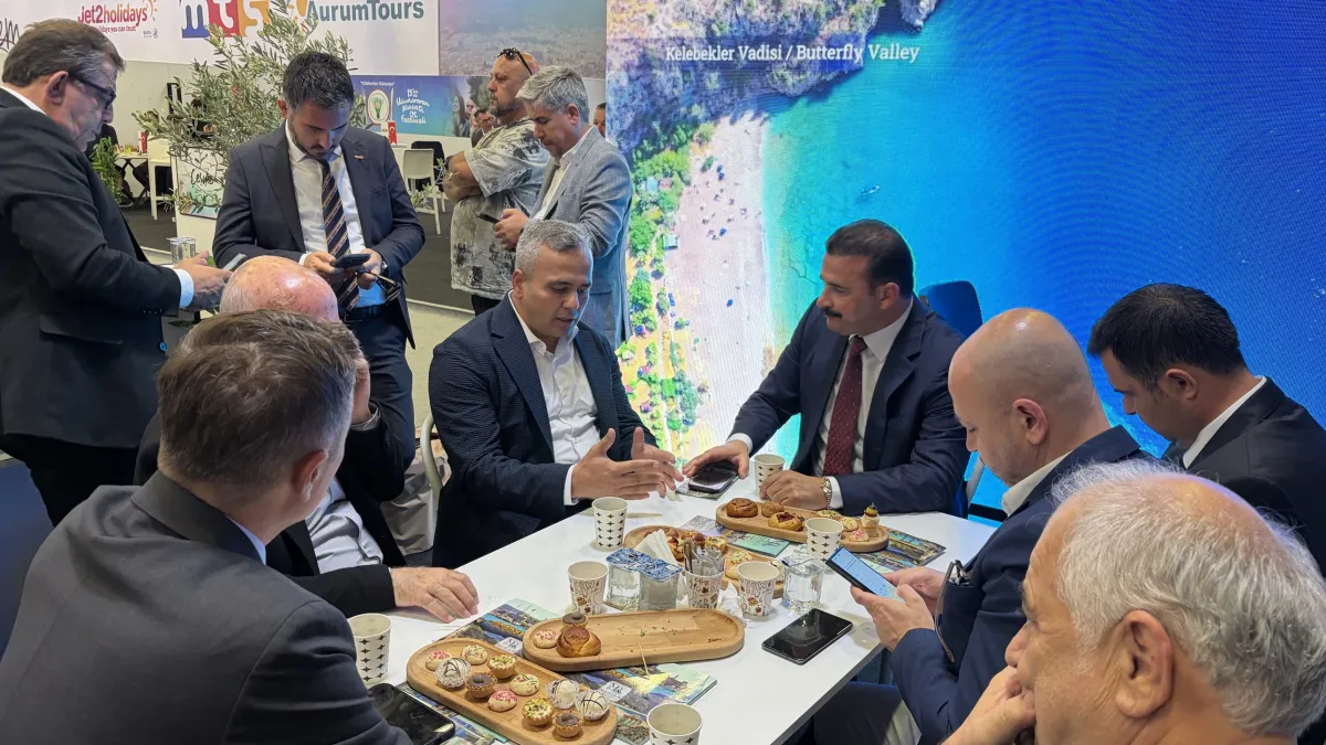 FTSO heyeti Antalya Turizm Fuarı'nda
