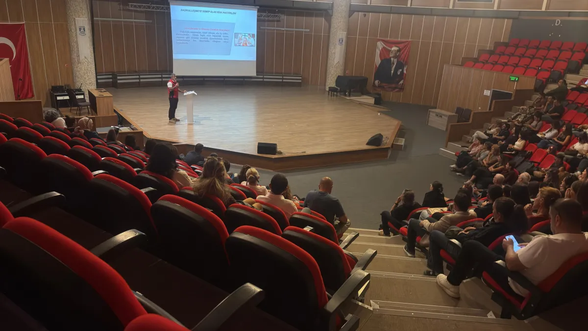Bilgilendirme konferansından bir kare