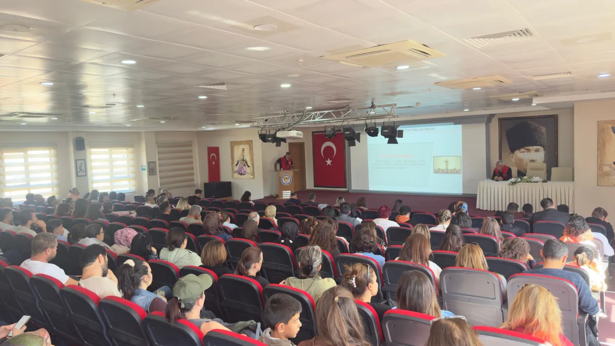 Bilgilendirme konferansından bir kare