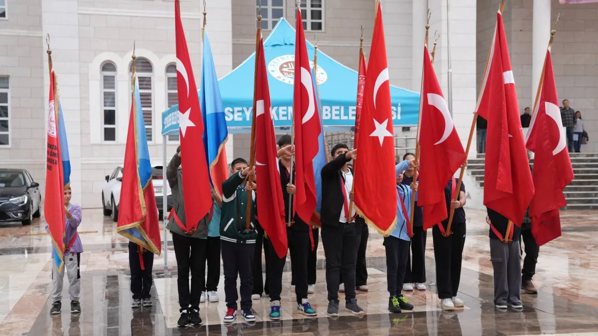 Seydikemer'de 29 Ekim çelenk töreni