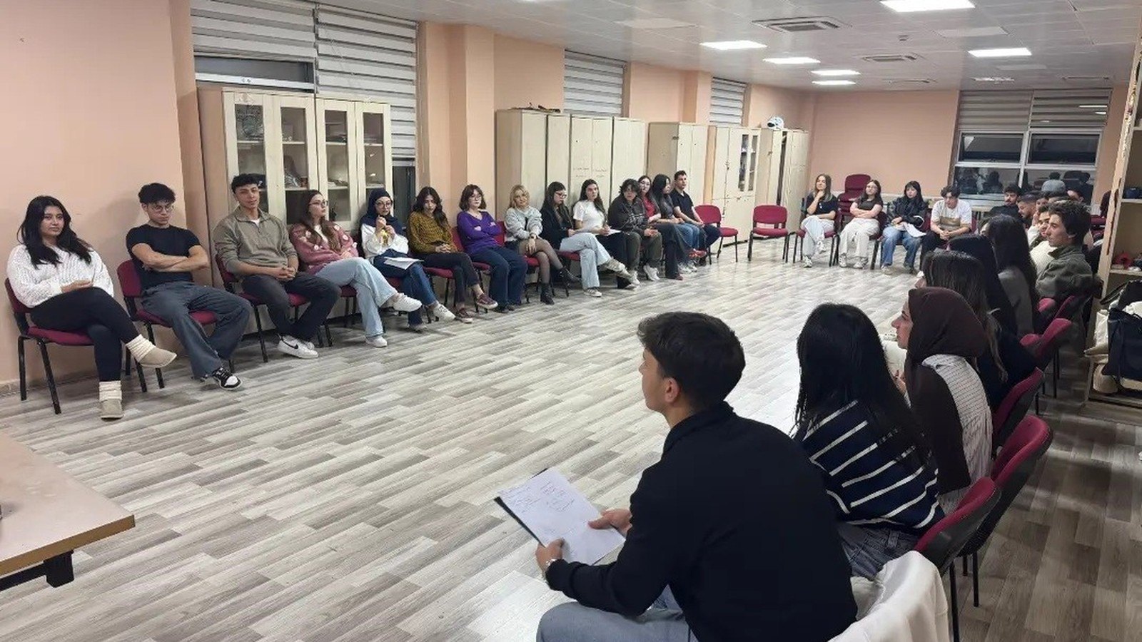 Menteşe Uluslararası Gençlik Merkezi'nde gönüllü gençlerin buluşması