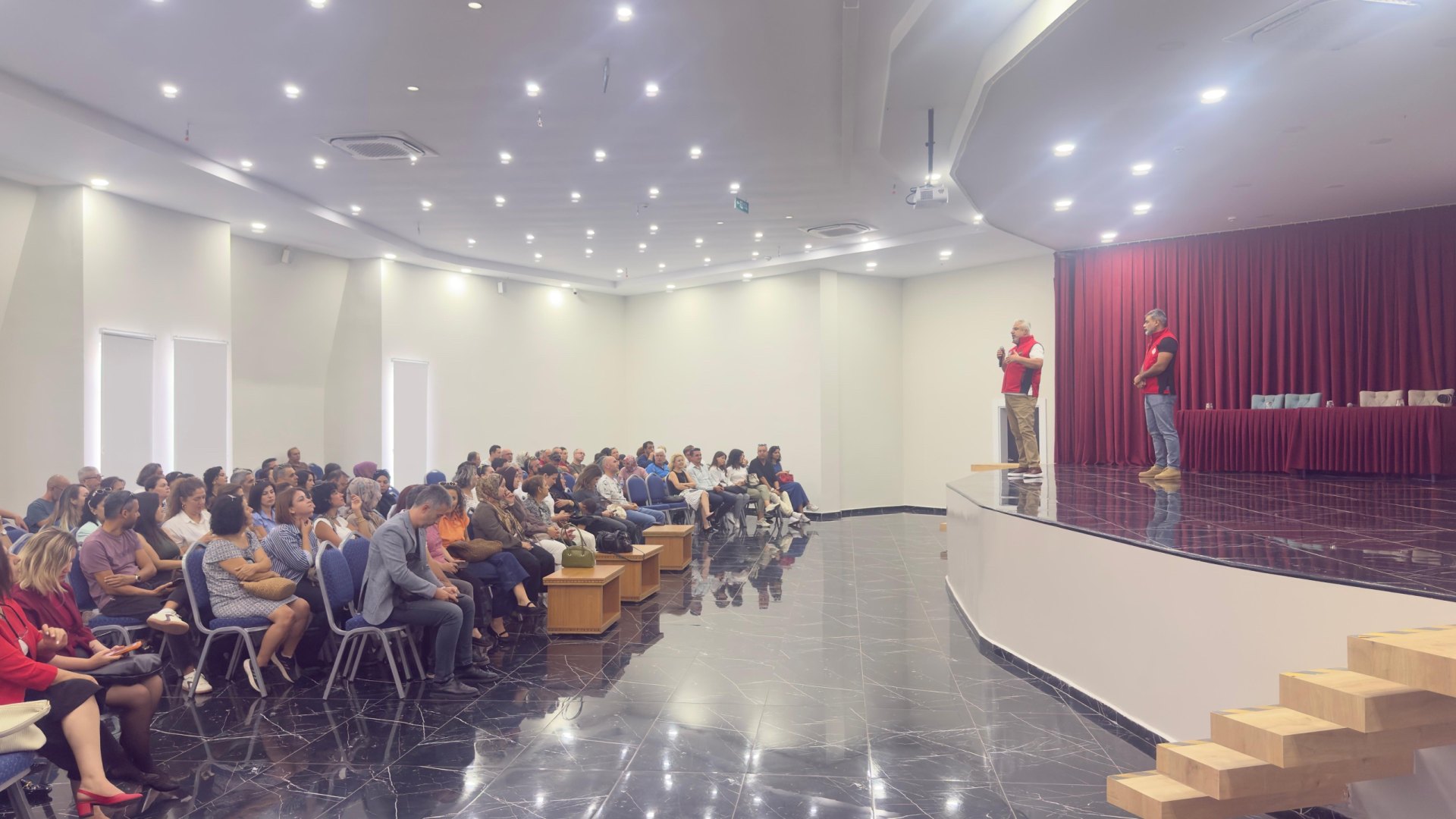 Muğla'da öğretmenlere yönelik terörle mücadele bilgilendirme konferansı