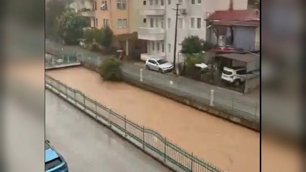 Fethiye'de sağanak sonrası yükselen DSİ kanalı