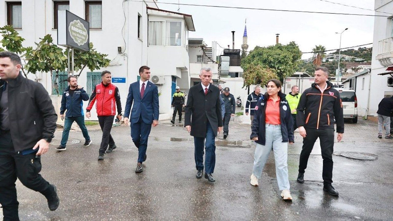 Bodrum'da yağış sonrası sahada inceleme yapan heyet