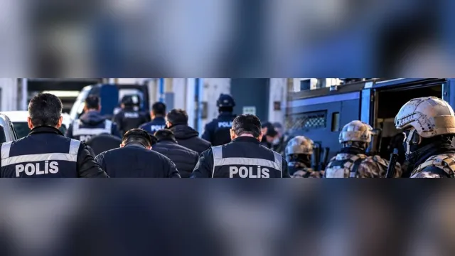 Operasyondaki polis ekipleri