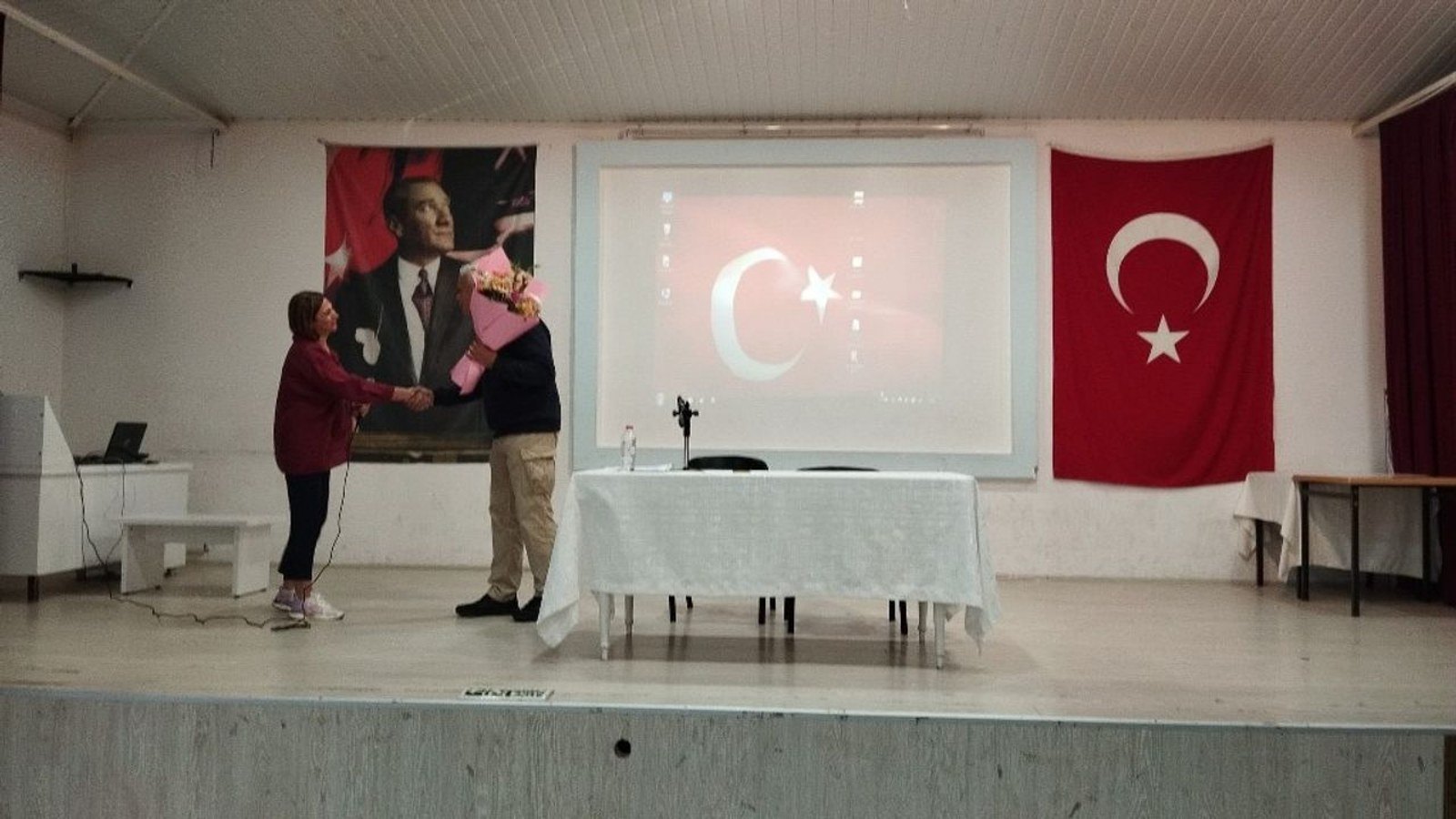 Akran zorbalığı semineri