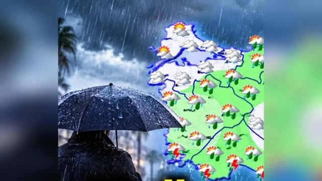 Yağmurlu havada şemsiyeli vatandaş